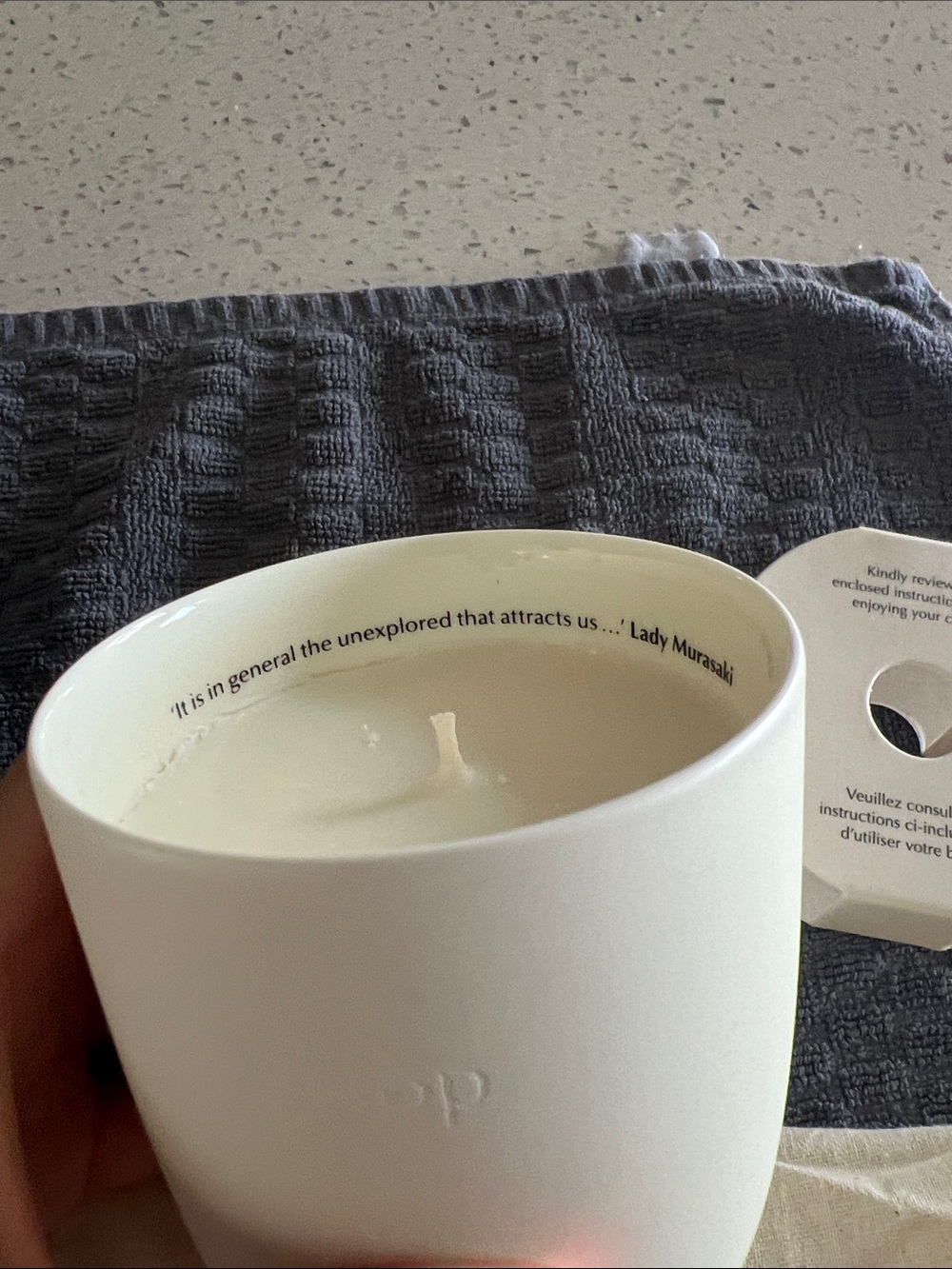 Aesop Aganice Aromatique candle - Picture 3 of 4